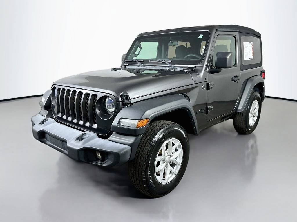 Used 2023 Jeep Wrangler Sport AWD/4WD video 3