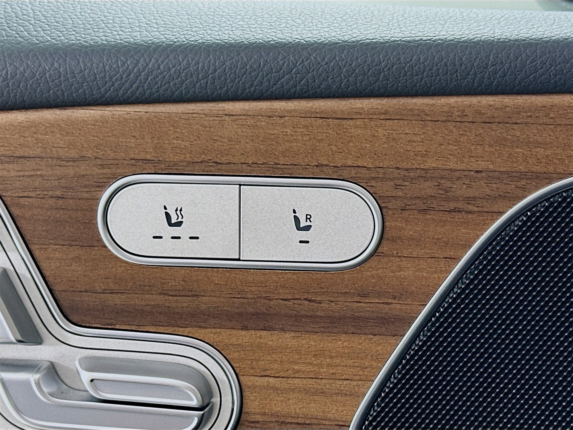 Used 2025 Mercedes-Benz GLE 350 4MATIC image 22