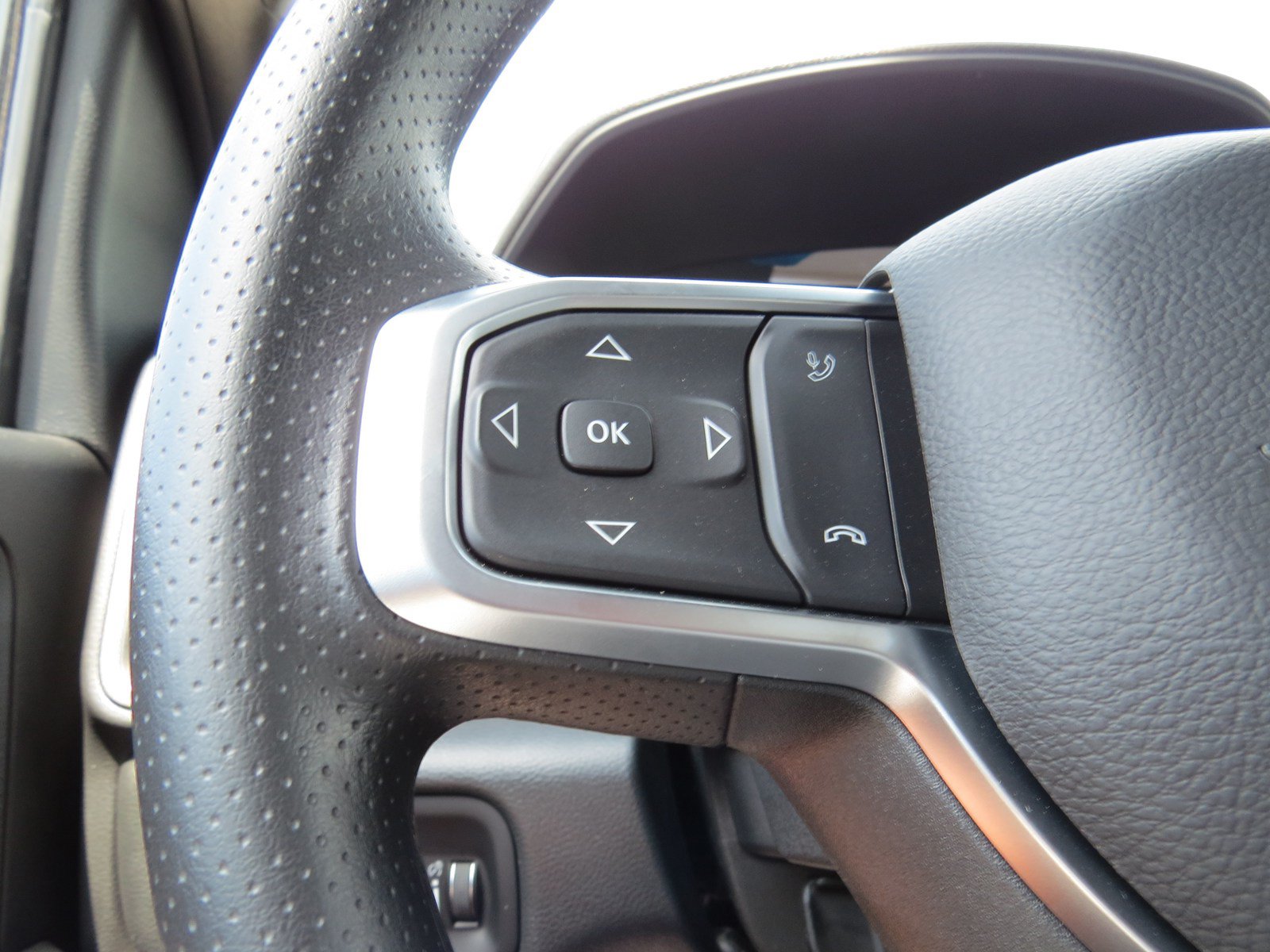 New 2026 RAM 3500 Tradesman AWD/4WD image 17