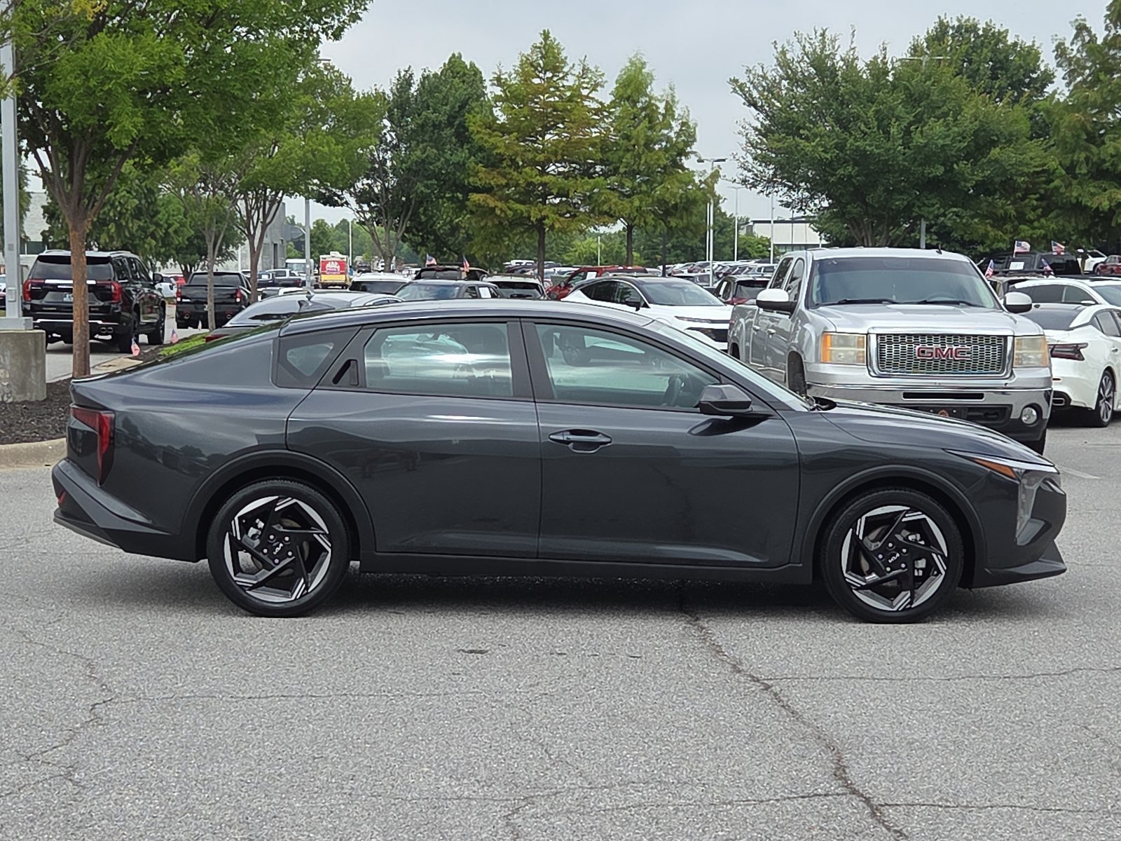 Used 2025 Kia K4 EX FWD image 6
