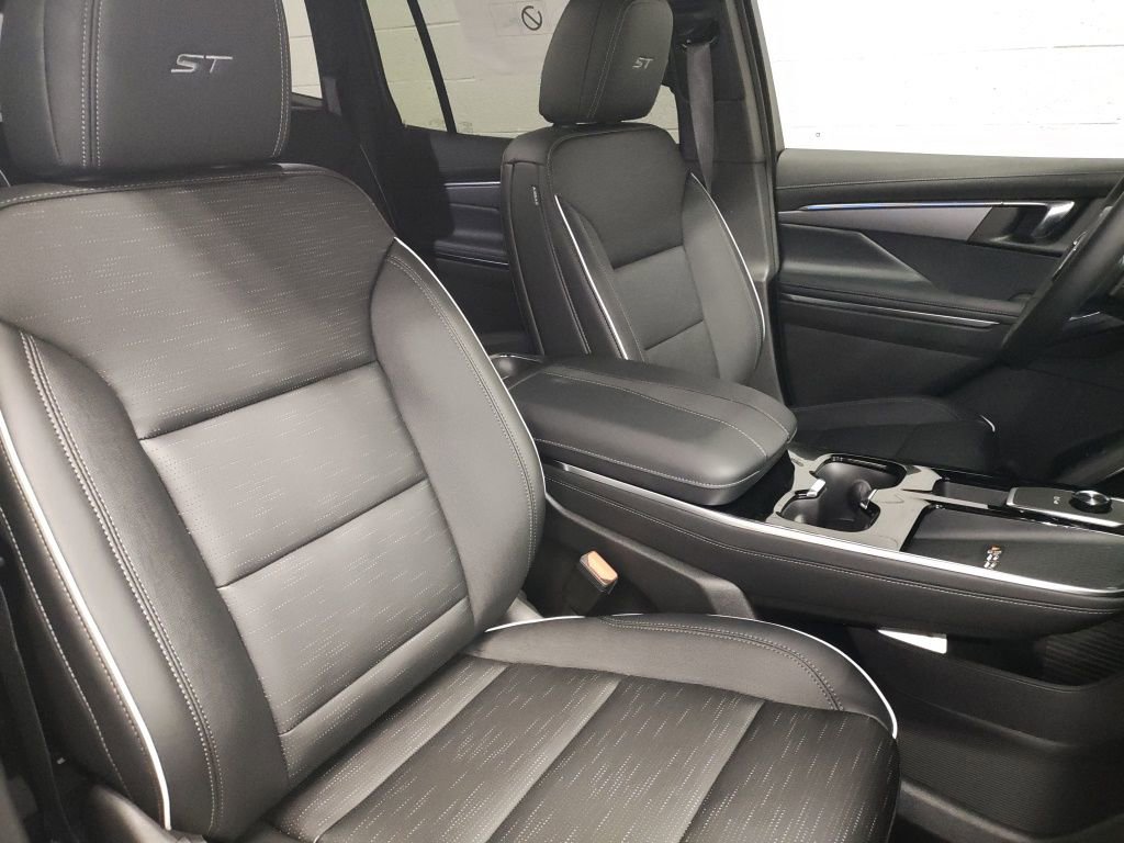 New 2026 Buick Enclave Sport Touring AWD/4WD image 9
