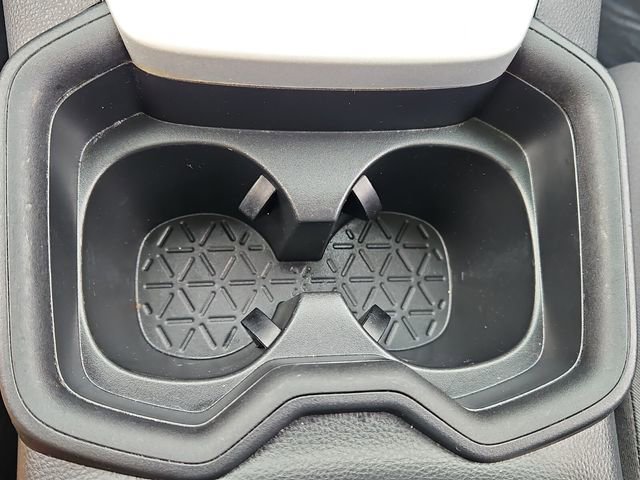 Used 2021 Toyota RAV4 XLE w/ Convenience Package image 16