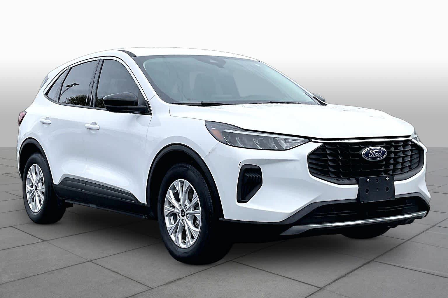 Certified 2024 Ford Escape Active FWD image 3
