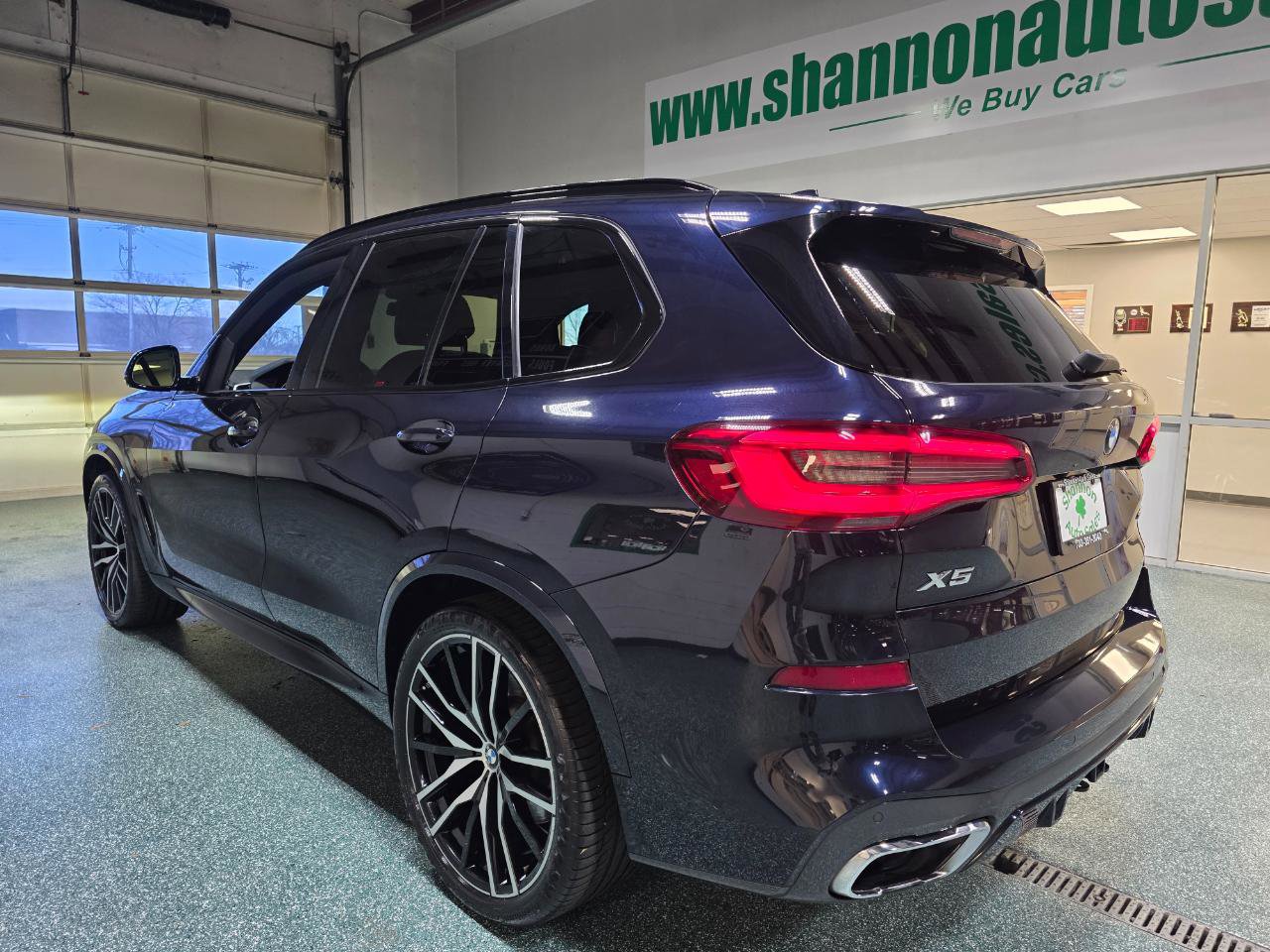 Used 2019 BMW X5 xDrive50i w/ M Sport Package image 9