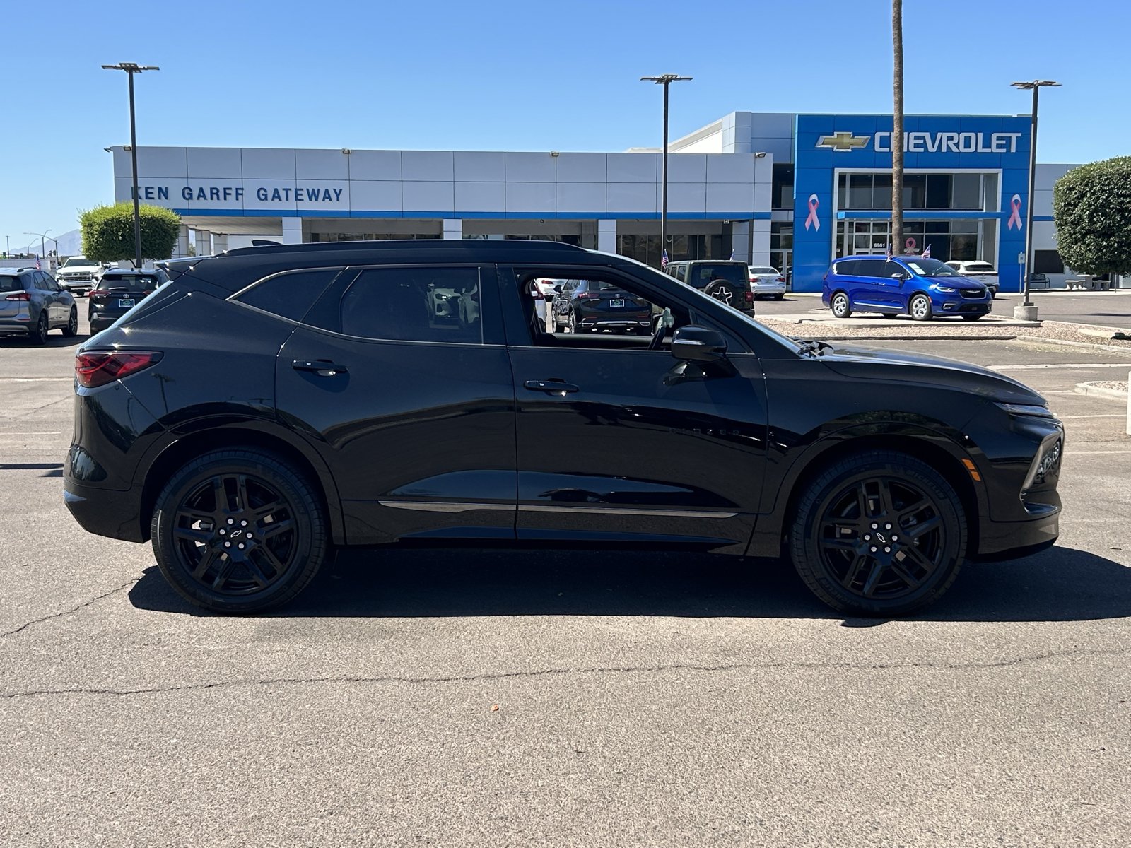 Certified 2024 Chevrolet Blazer RS w/ Driver Confidence II Package FWD image 6