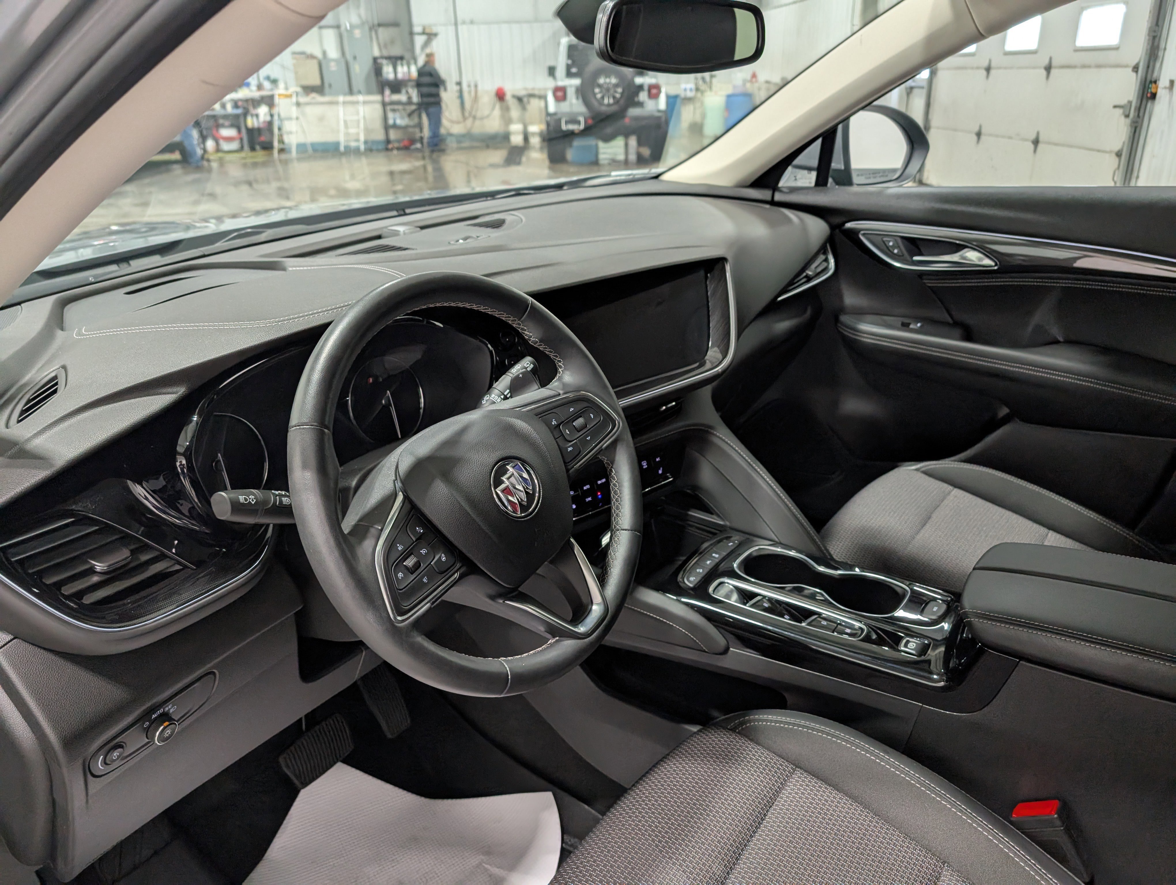 Used 2023 Buick Envision Preferred image 15