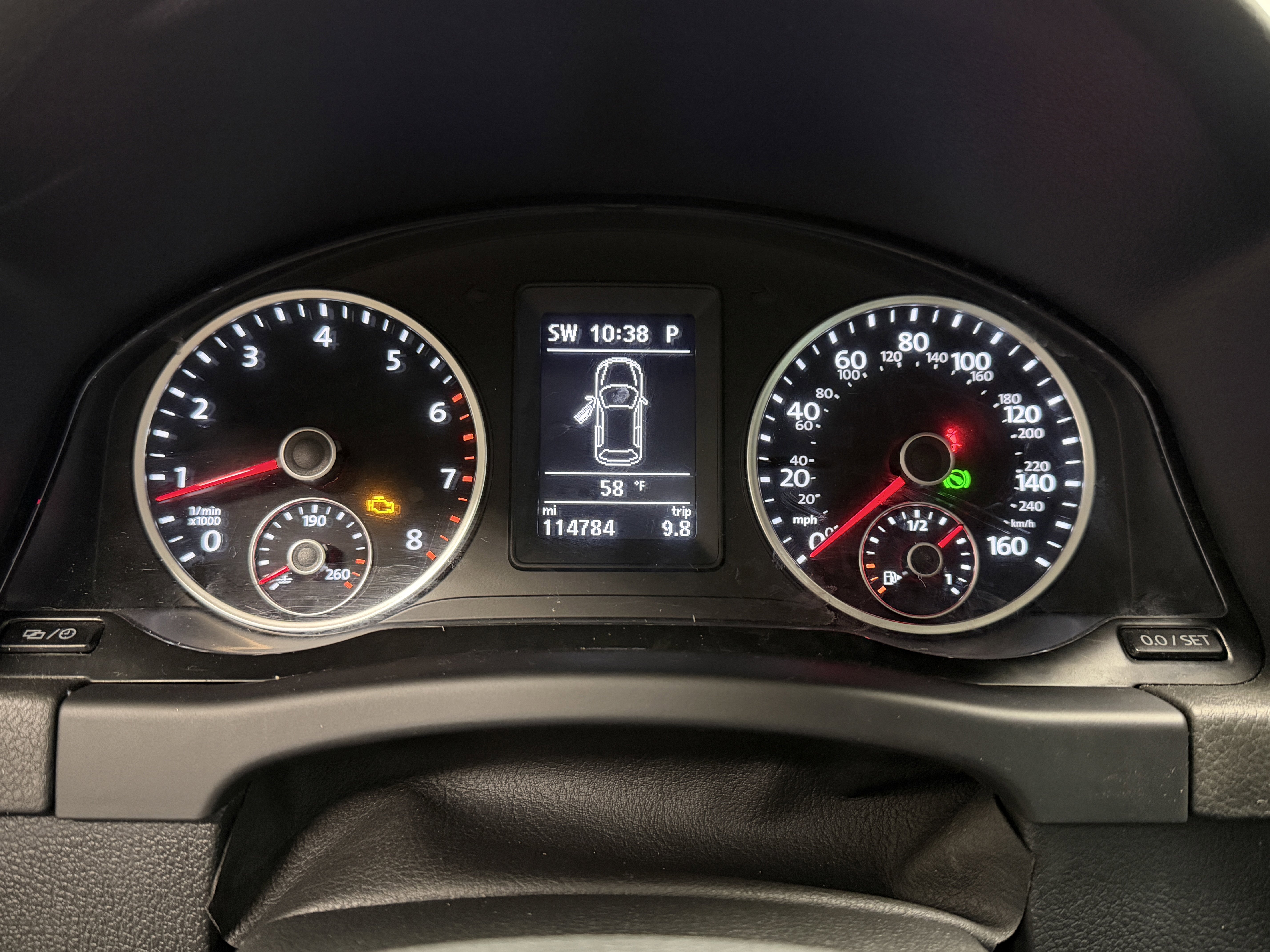 Used 2017 Volkswagen Tiguan Sport image 16