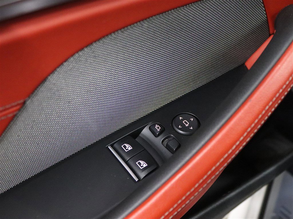 Used 2021 BMW M850i xDrive Coupe image 32