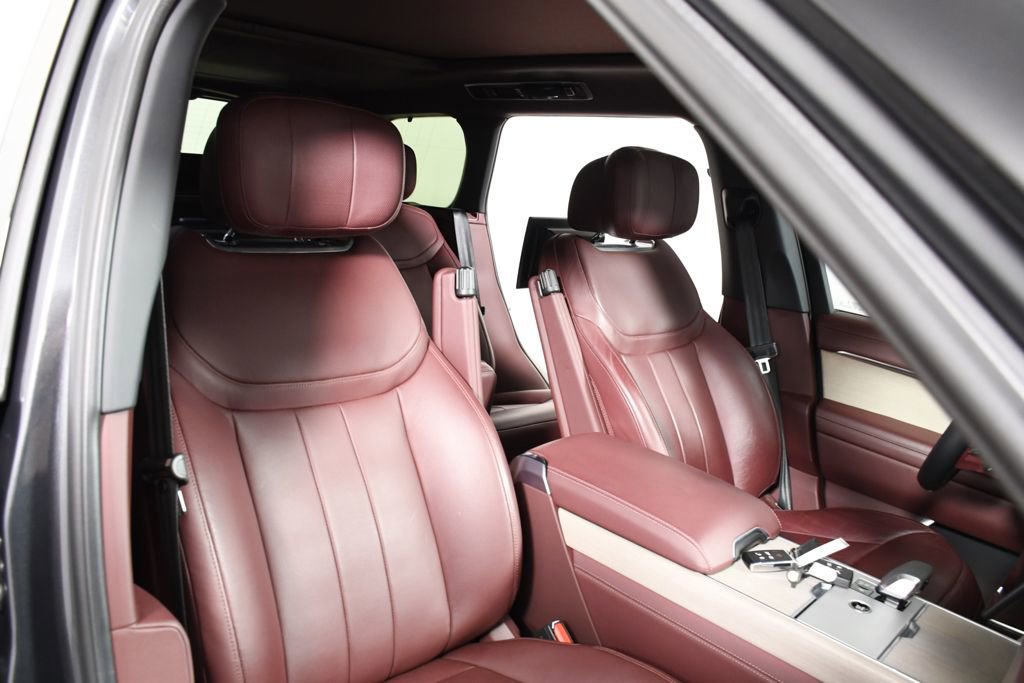 Used 2024 Land Rover Range Rover Autobiography image 19