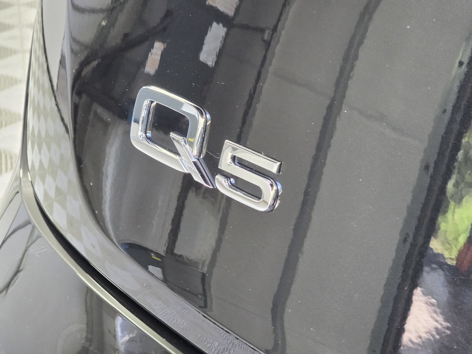 Certified 2024 Audi Q5 Premium AWD/4WD image 11