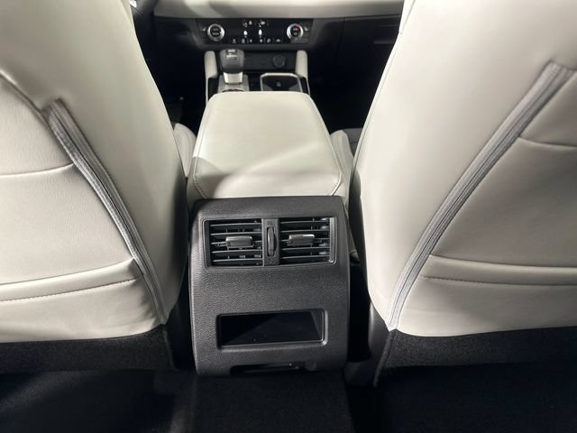 New 2026 Mitsubishi Outlander SE AWD/4WD image 16
