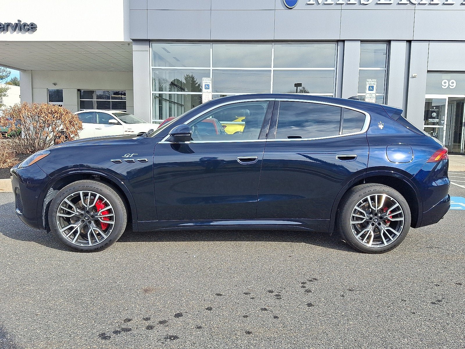 Used 2023 Maserati Grecale GT AWD/4WD image 7