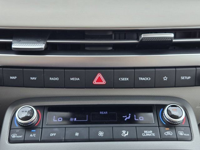 Used 2025 Hyundai Palisade Limited image 18
