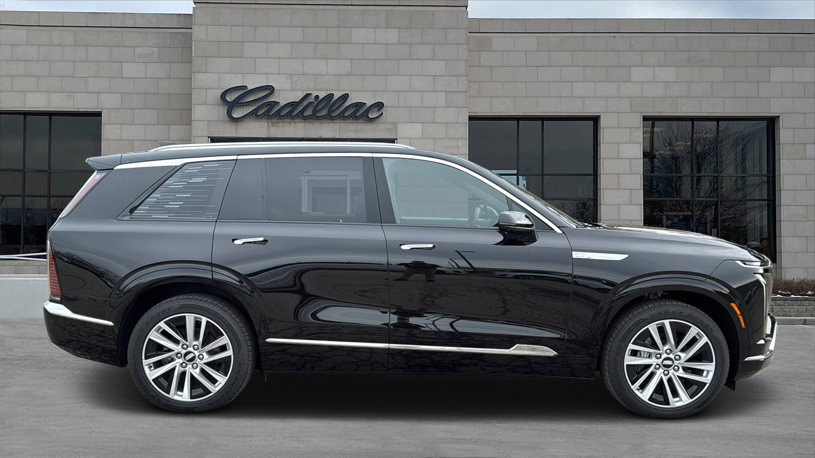 New 2026 Cadillac Vistiq Luxury w/ LPO, Floor Liner Package image 2