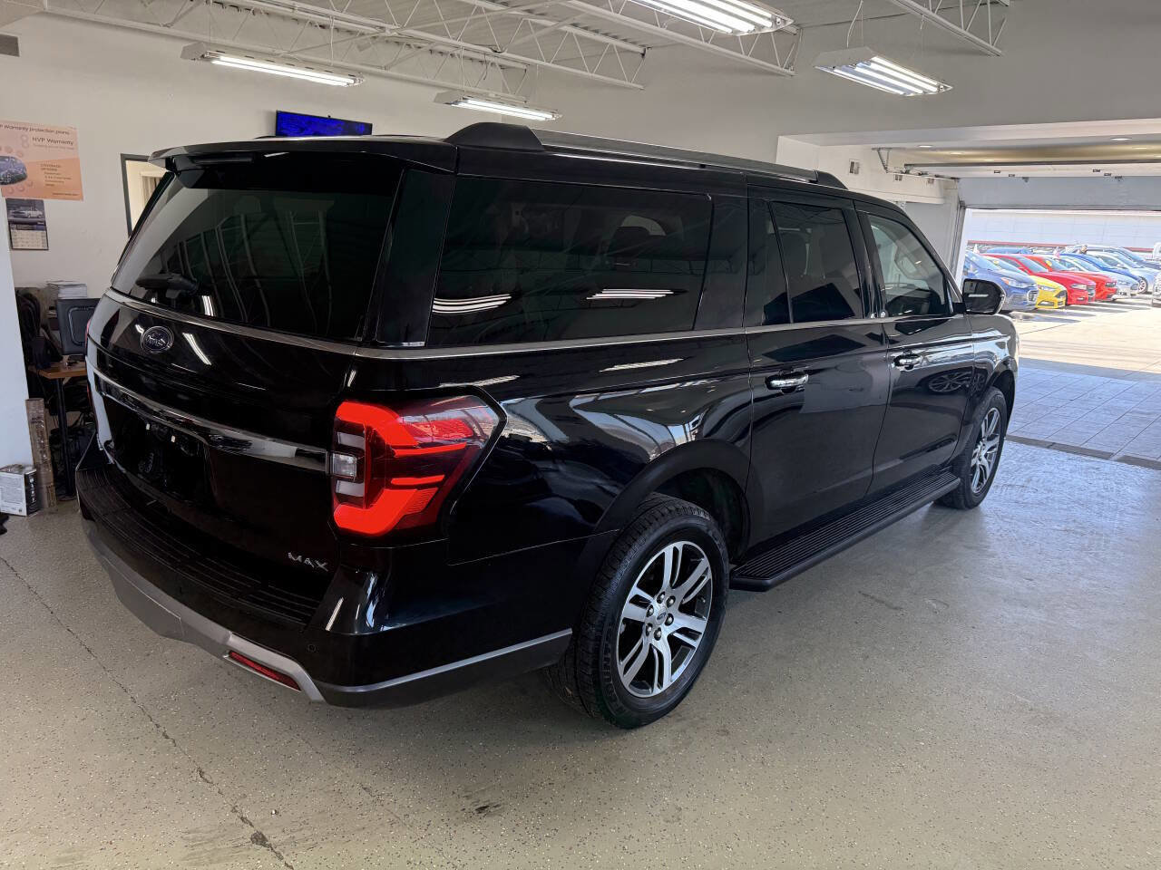 Used 2024 Ford Expedition Max Limited image 10