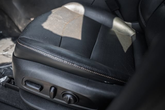 Used 2018 Chevrolet Equinox Premier FWD image 37