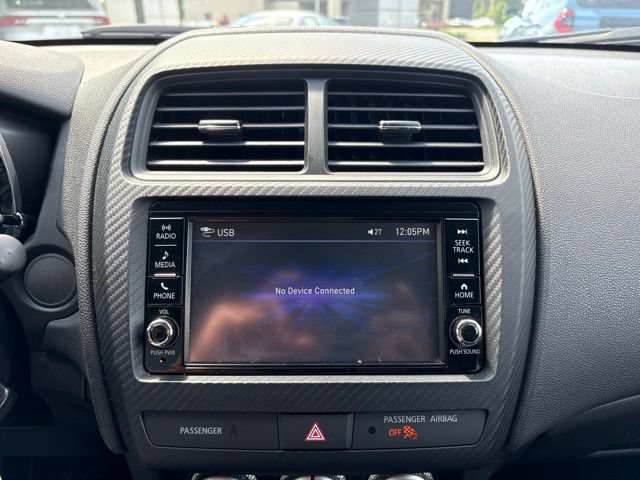 Used 2024 Mitsubishi Outlander Sport ES AWD/4WD image 16