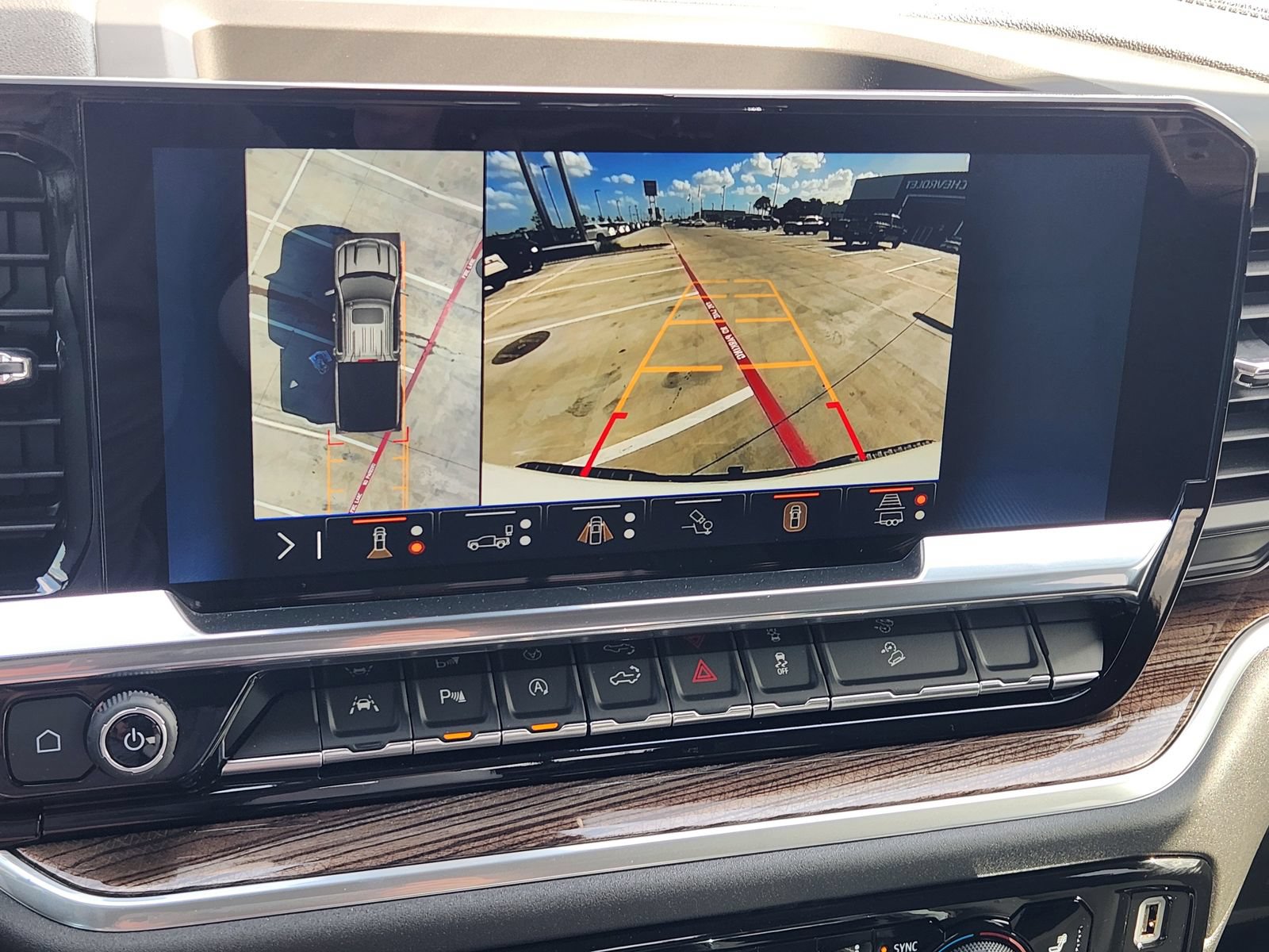 New 2026 Chevrolet Silverado 1500 LT Trail Boss w/ LT Trail Boss Premium Package AWD/4WD image 17