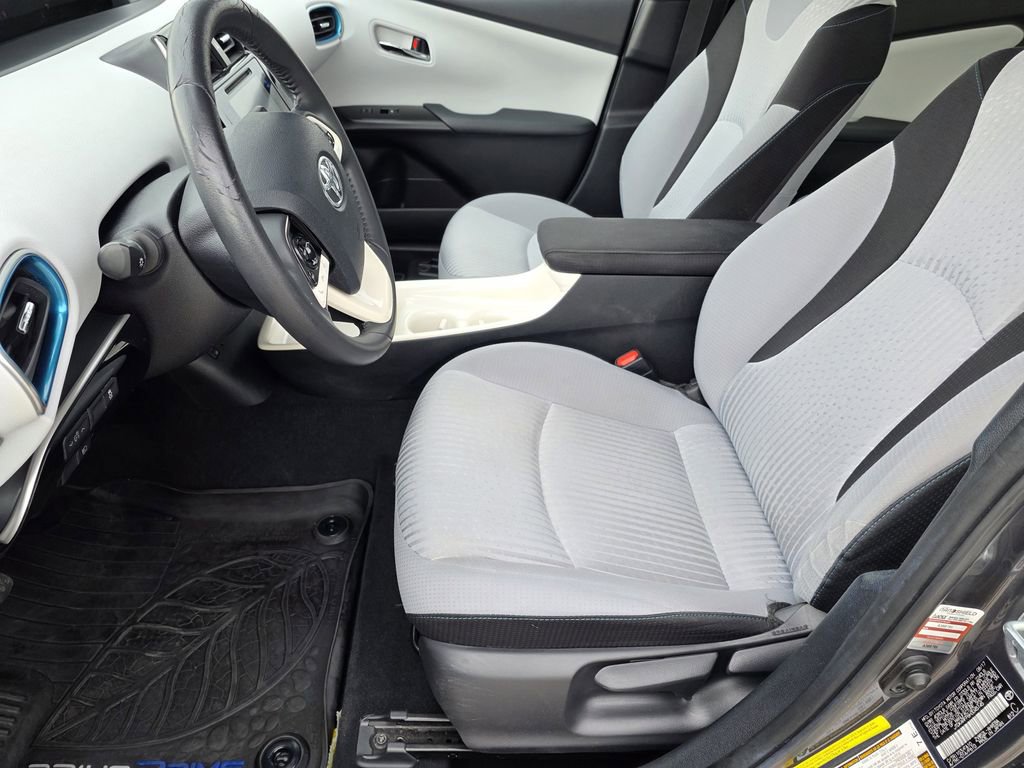 Used 2017 Toyota Prius Prime Plus image 14