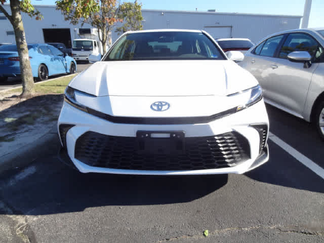 Used 2026 Toyota Camry SE w/ Convenience Package AWD/4WD image 2