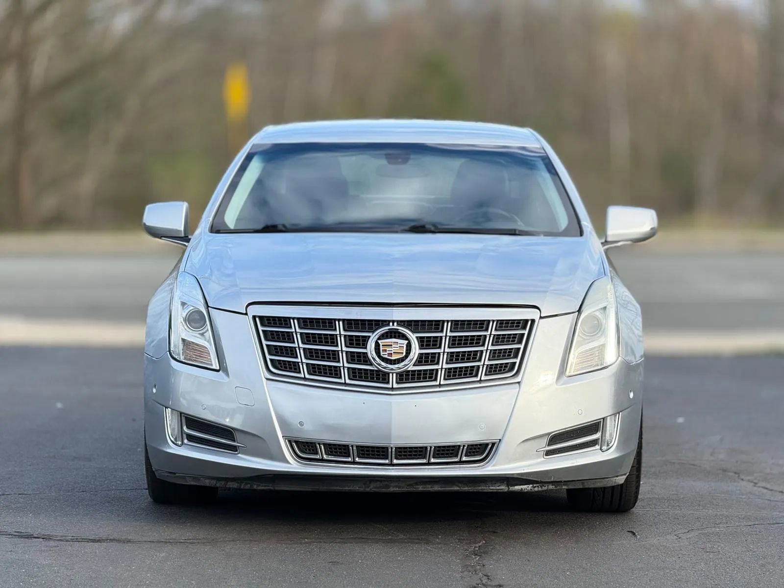 Used 2016 Cadillac XTS Luxury image 3