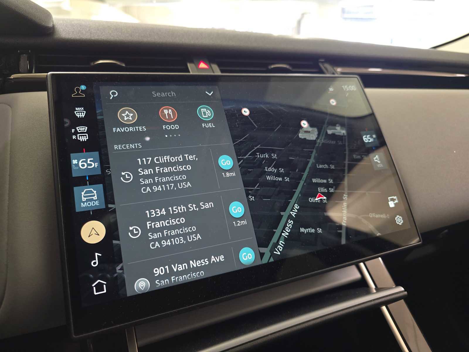 Certified 2025 Land Rover Range Rover Velar S image 27