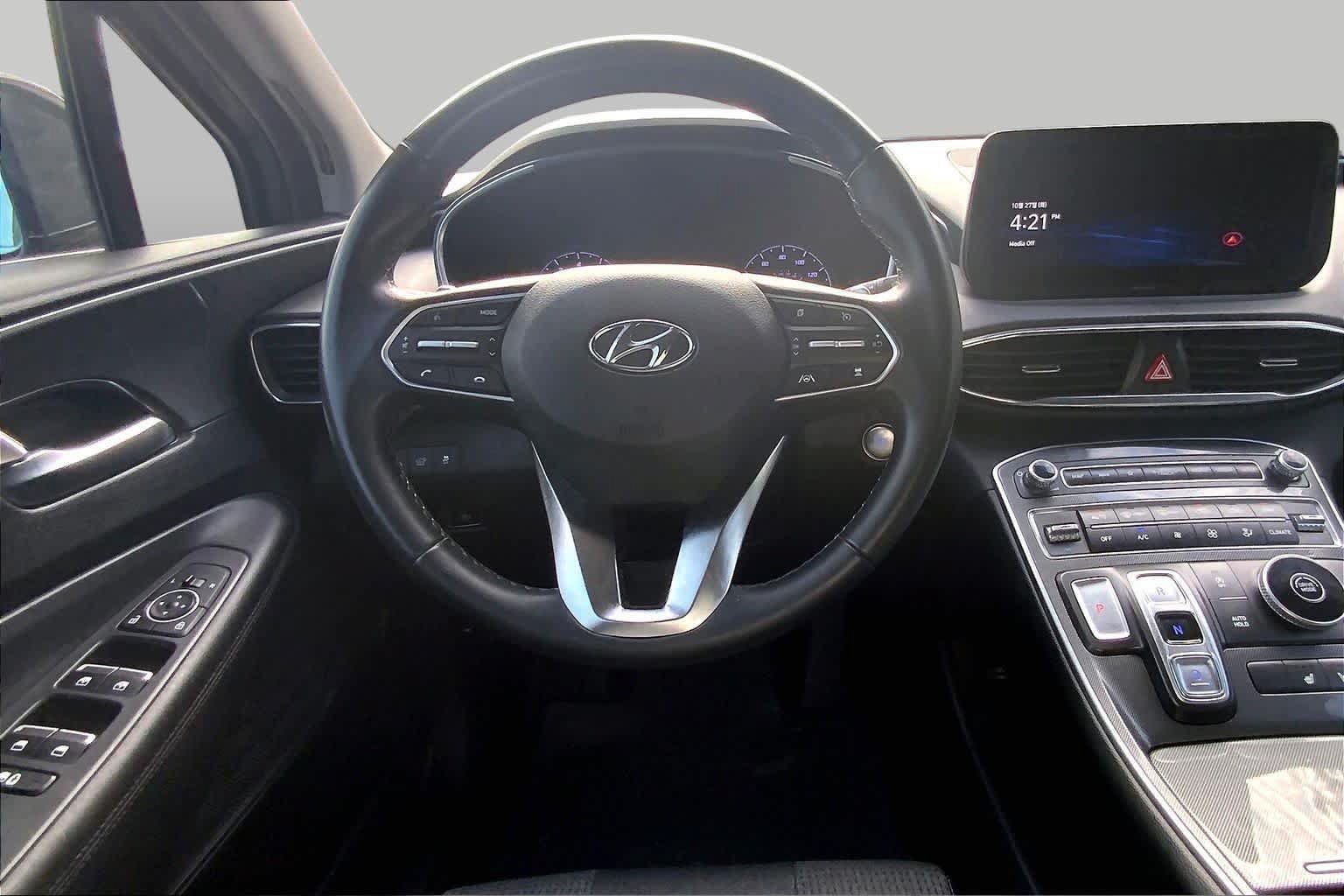 Used 2023 Hyundai Santa Fe SEL FWD image 5