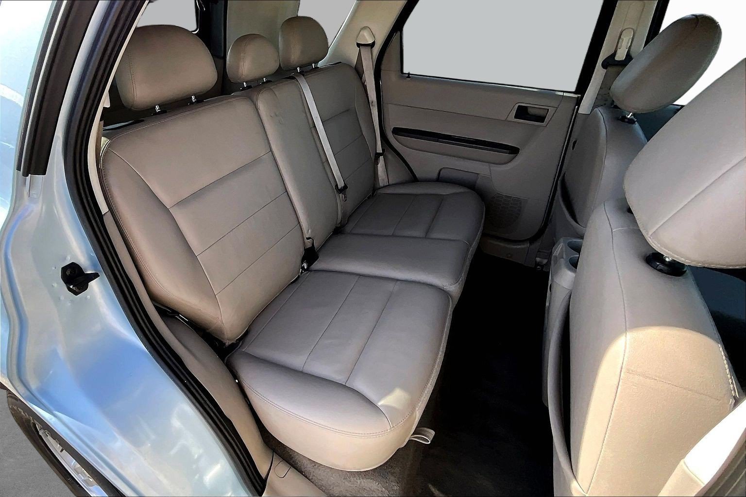 Used 2008 Ford Escape 2WD Hybrid image 25