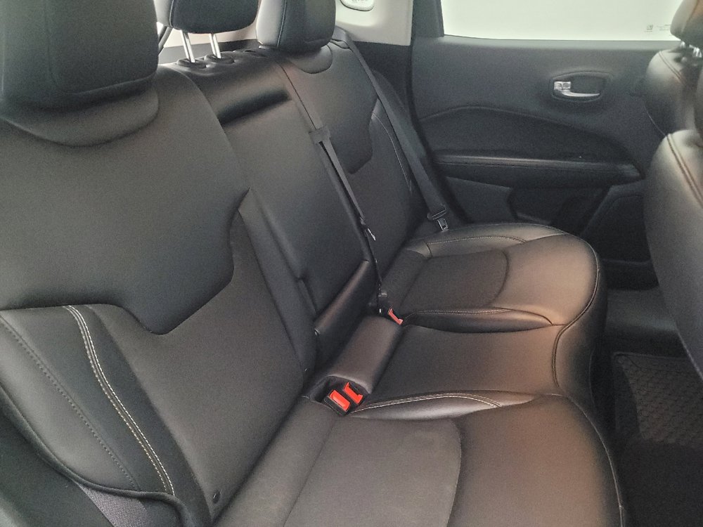 Used 2021 Jeep Compass Latitude w/ Sun and Sound Group FWD image 19