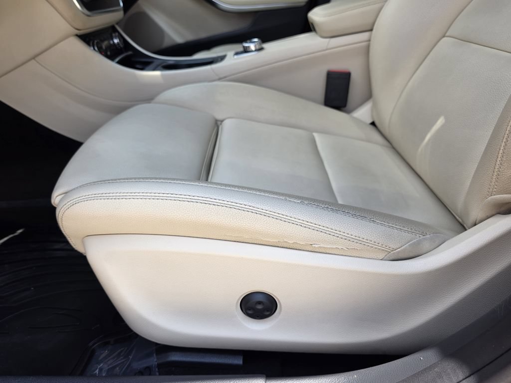 Used 2017 Mercedes-Benz CLA 250 4MATIC image 15