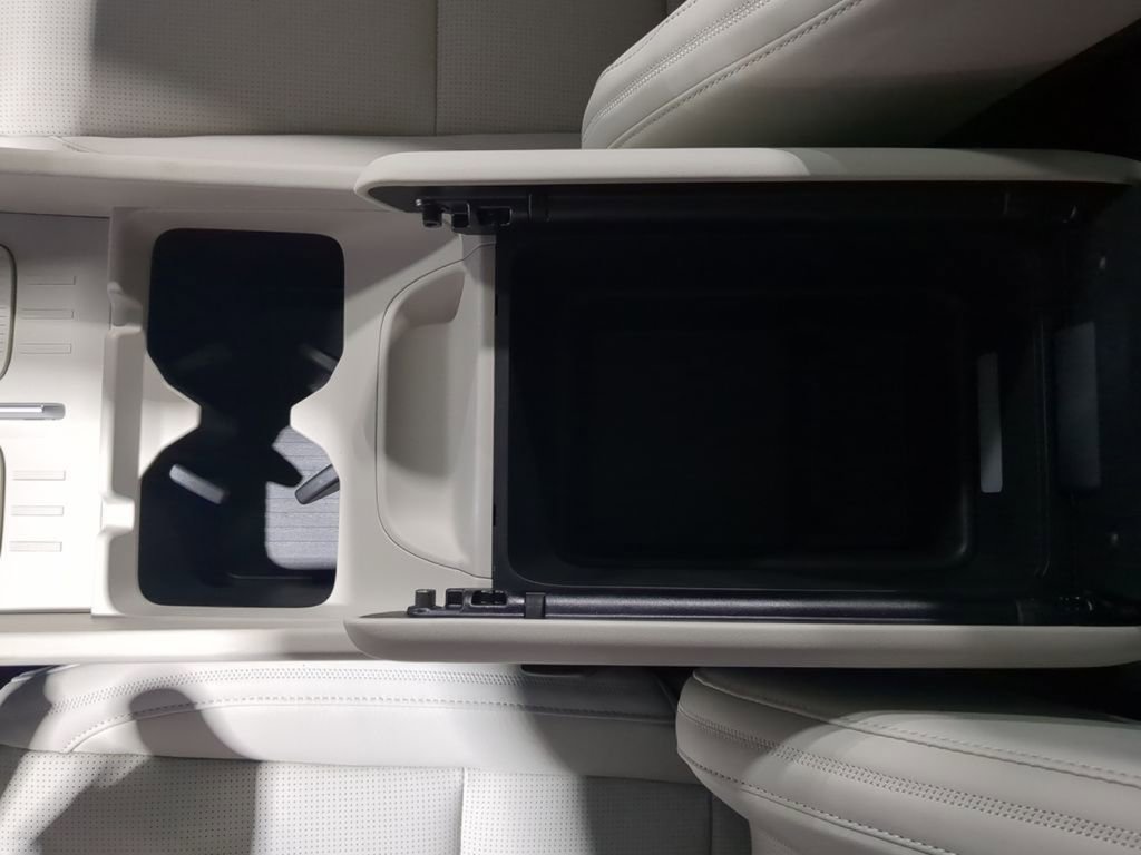 Used 2025 Hyundai Santa Fe Calligraphy image 34