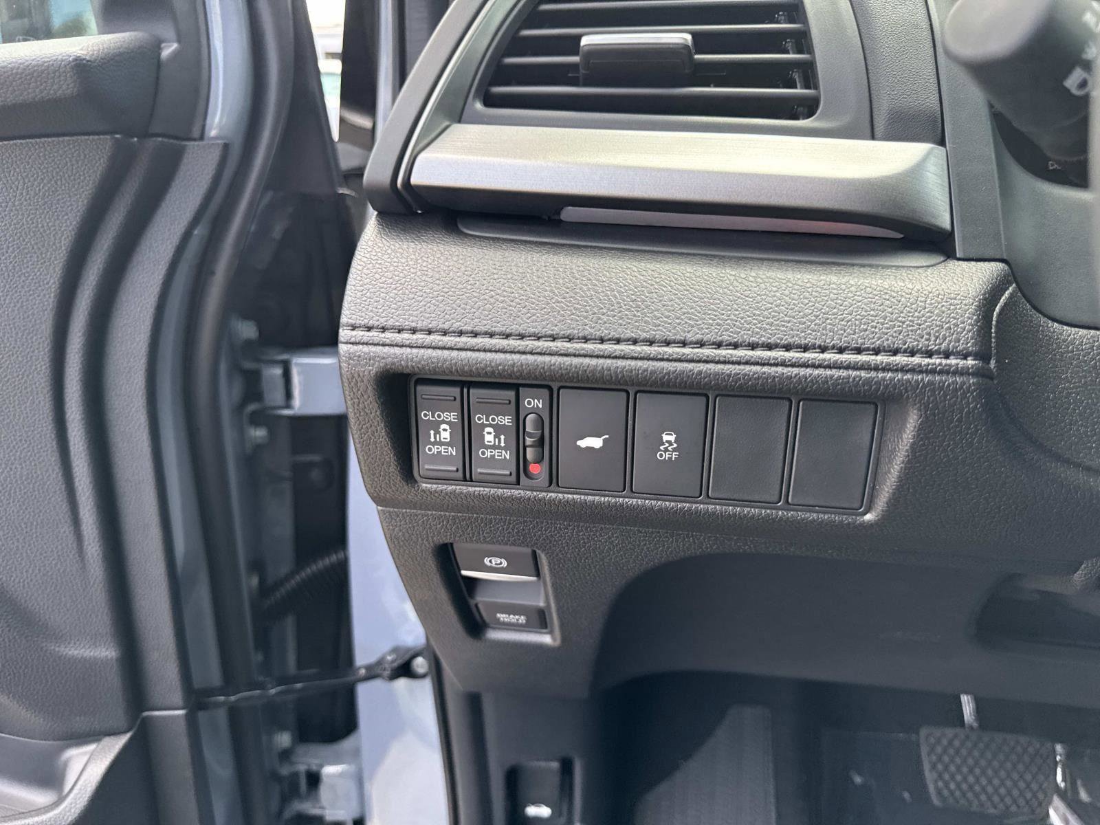 New 2026 Honda Odyssey Sport-L image 35