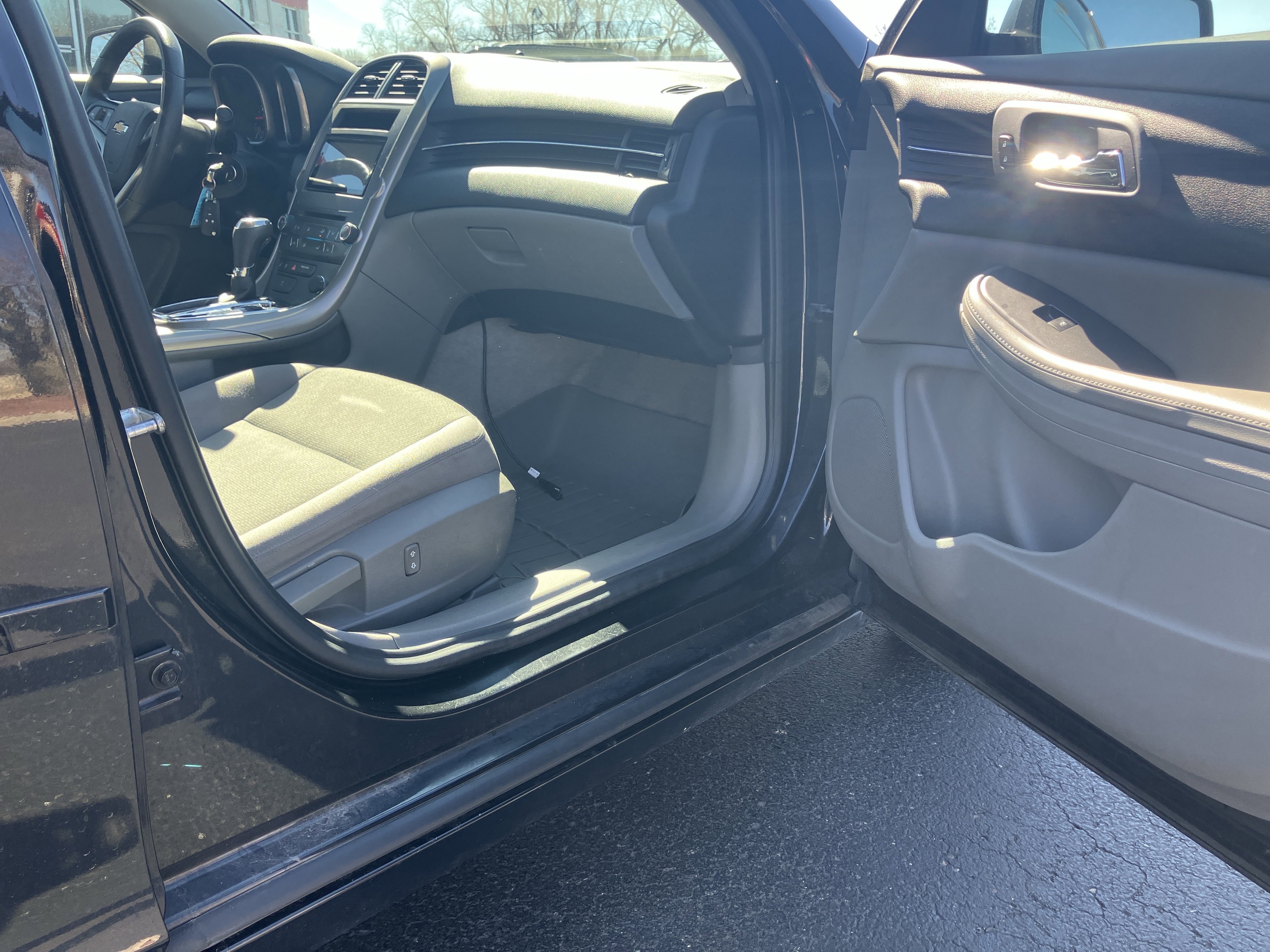 Used 2013 Chevrolet Malibu LS w/ Protection Package image 9