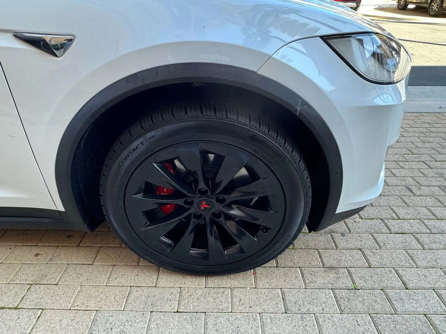 Used 2020 Tesla Model X Long Range AWD/4WD image 36