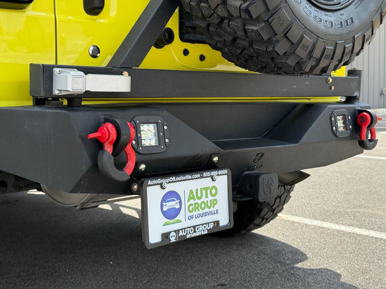 Used 2023 Jeep Wrangler Sport AWD/4WD image 19