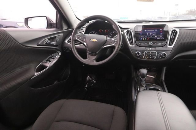 Used 2024 Chevrolet Malibu LT image 22