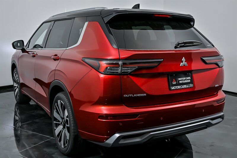 New 2025 Mitsubishi Outlander SE AWD/4WD image 7