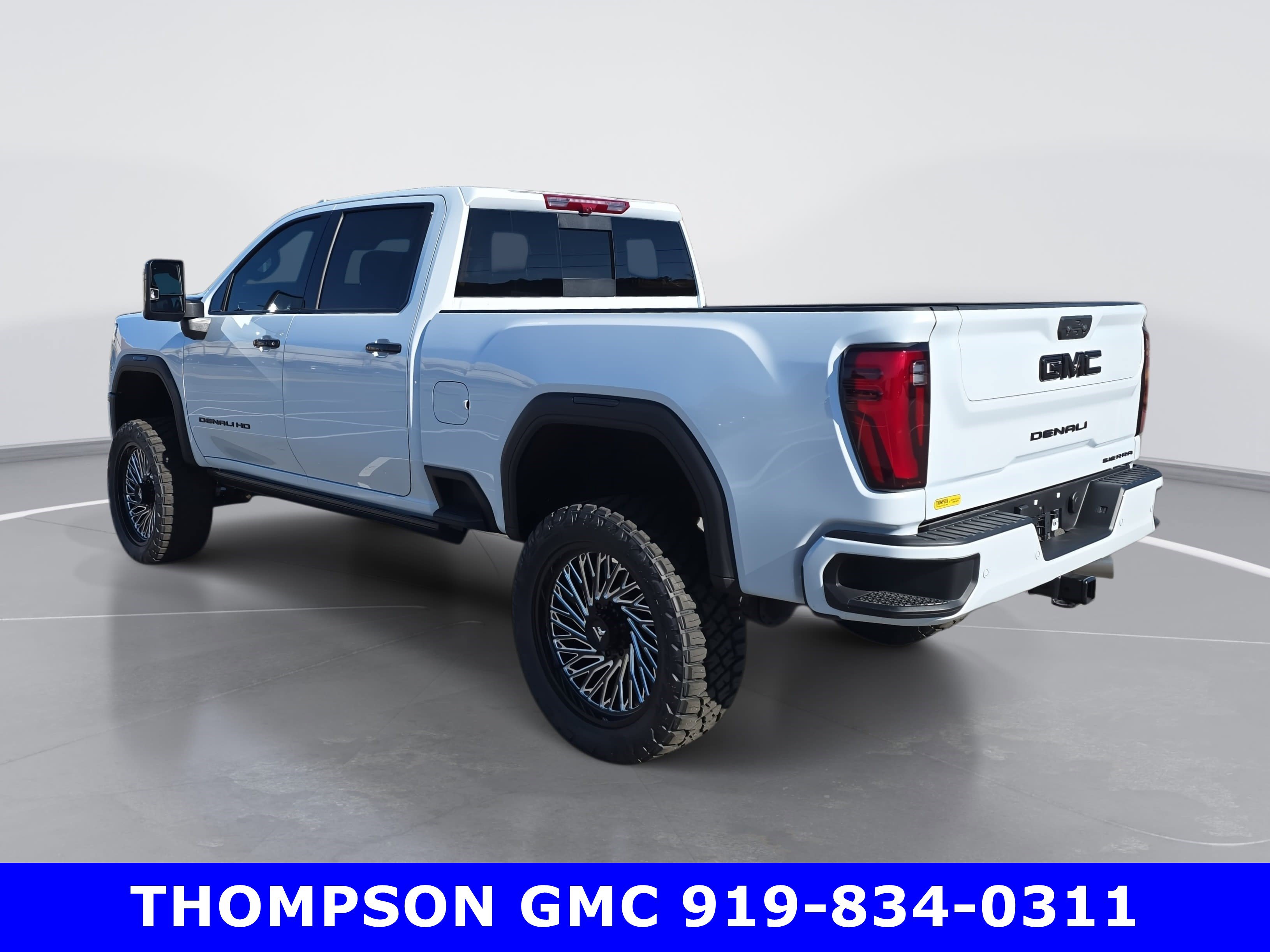 New 2026 GMC Sierra 2500 Denali Ultimate image 5