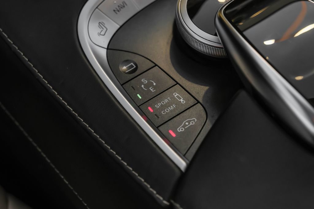 Used 2016 Mercedes-Benz S 550 Sedan image 27