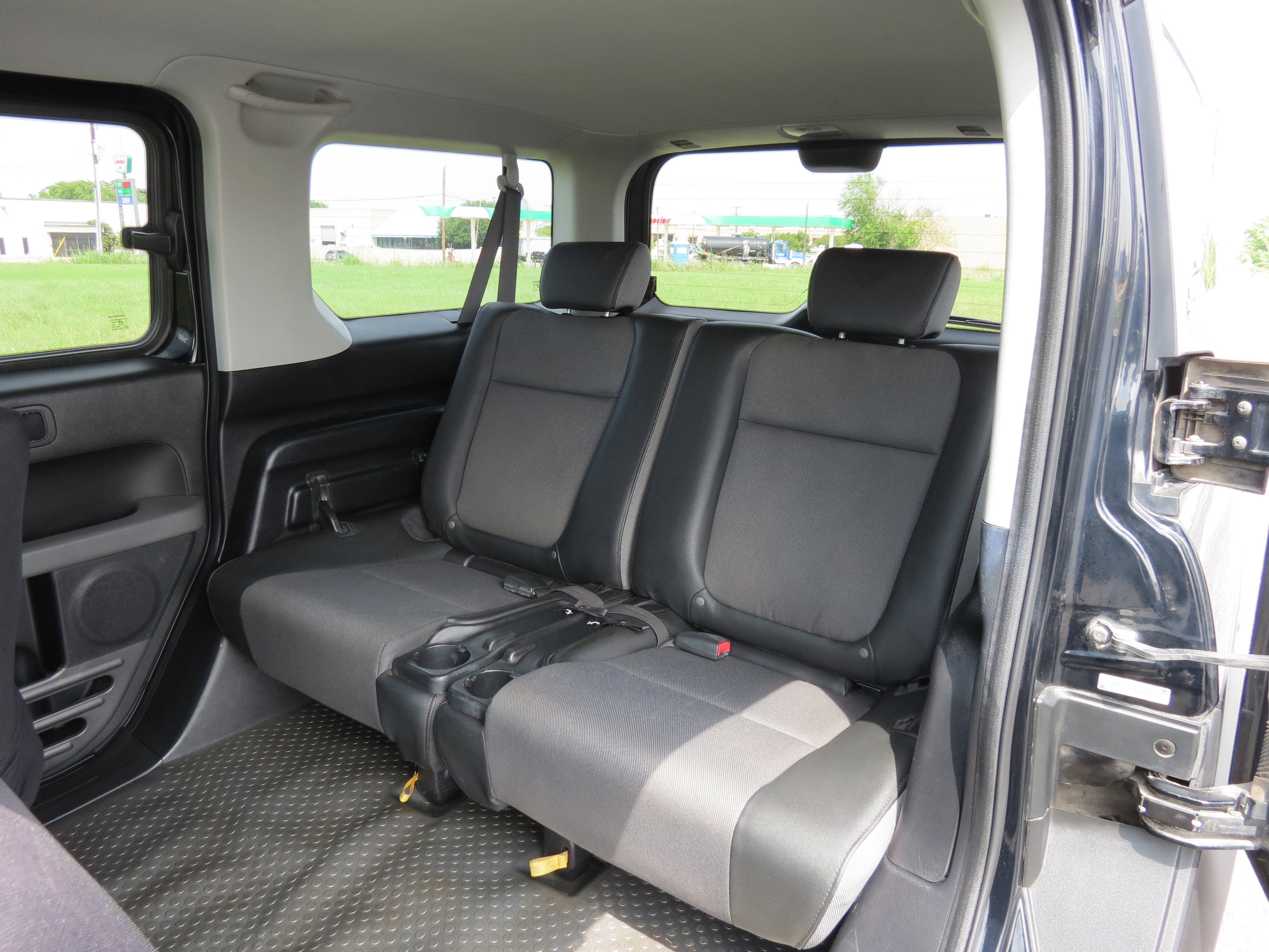 Used 2006 Honda Element EX image 26
