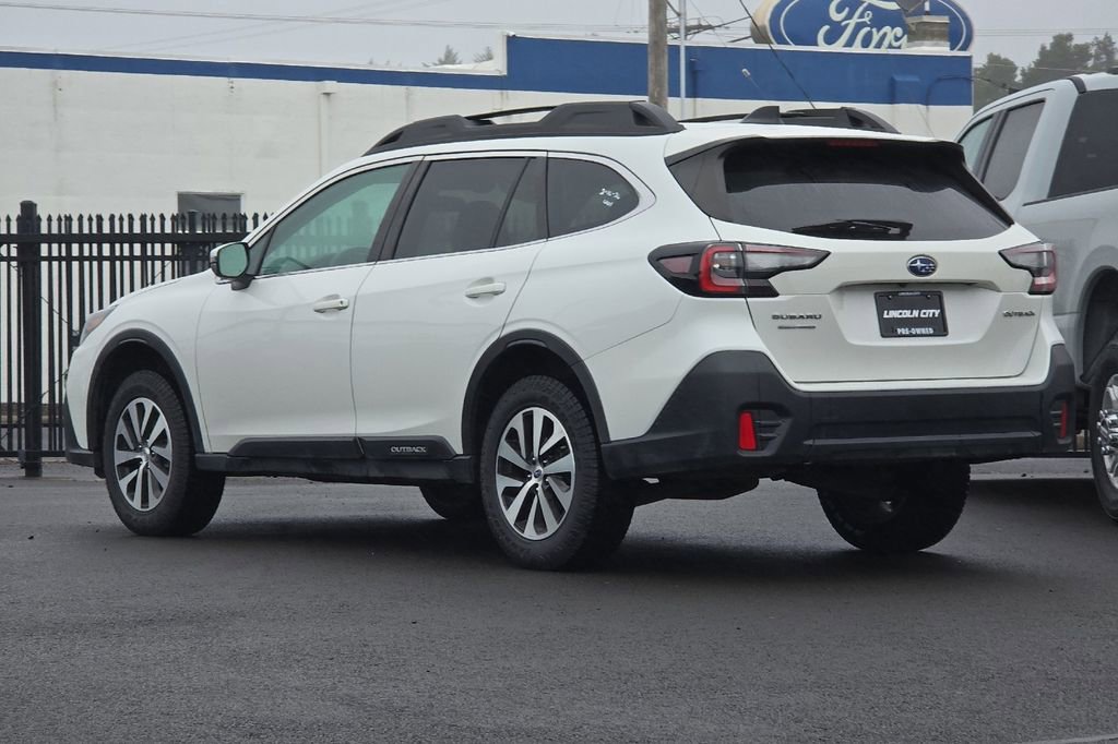 Used 2022 Subaru Outback Premium AWD/4WD image 6