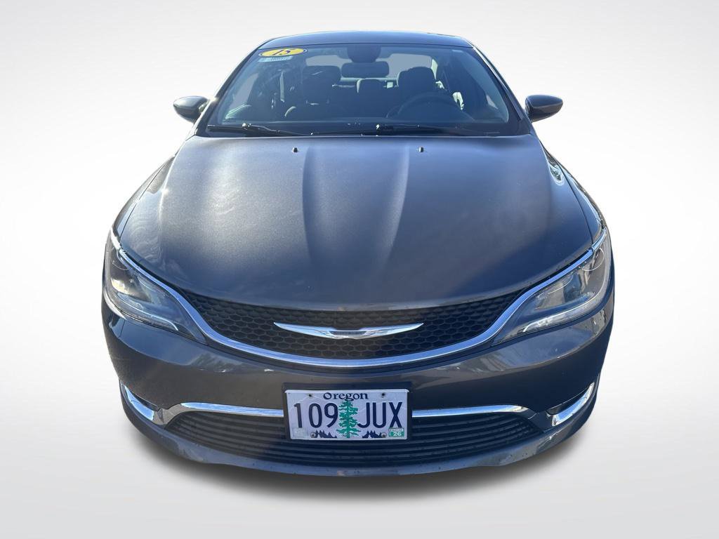 Used 2015 Chrysler 200 Limited FWD image 2