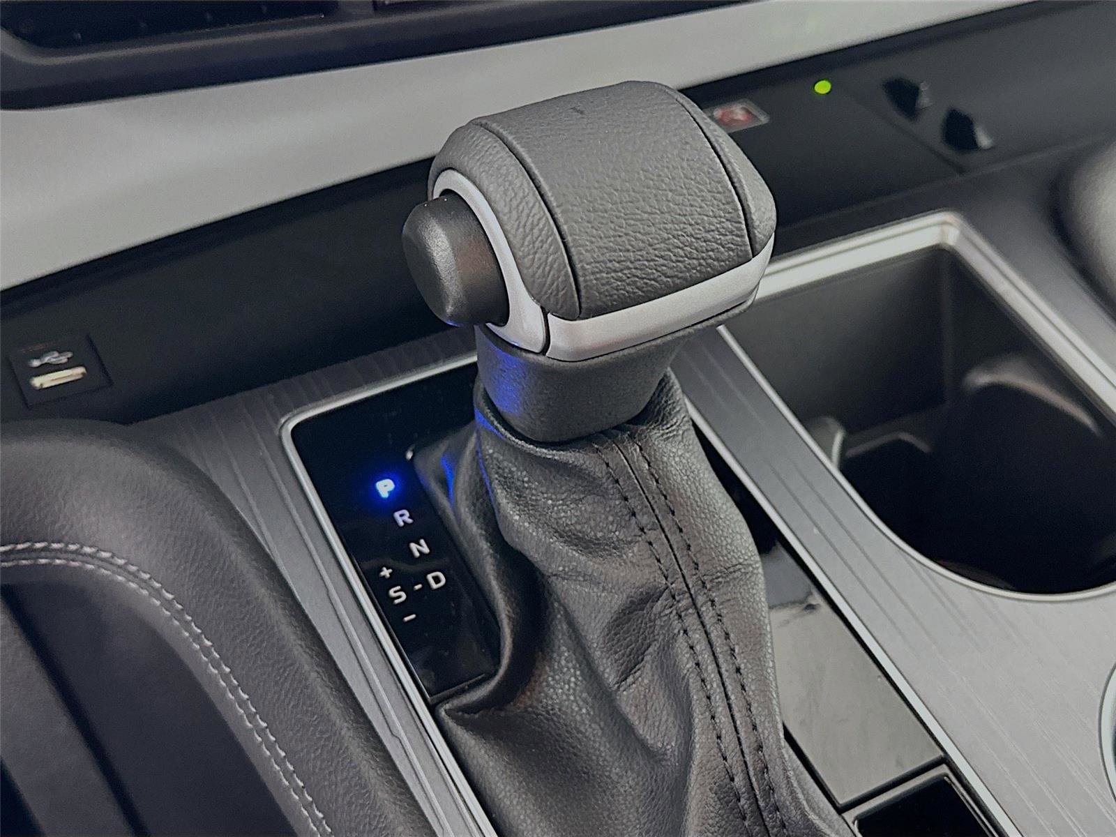 Used 2025 Toyota Sienna XLE w/ XLE Plus Package image 15