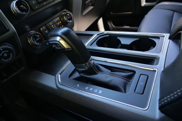 Used 2020 Ford F150 Raptor w/ Equipment Group 802A Luxury image 17