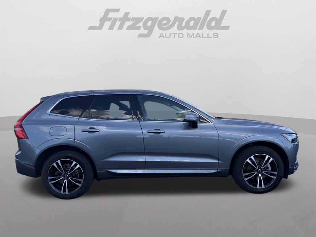Used 2021 Volvo XC60 T5 Momentum w/ Premium Package AWD/4WD image 4