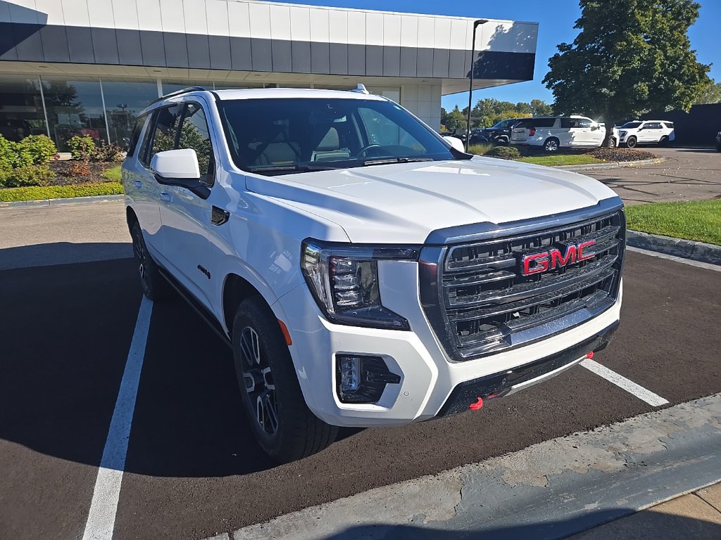 Used 2023 GMC Yukon AT4 w/ LPO, Floor Liner Package AWD/4WD image 9