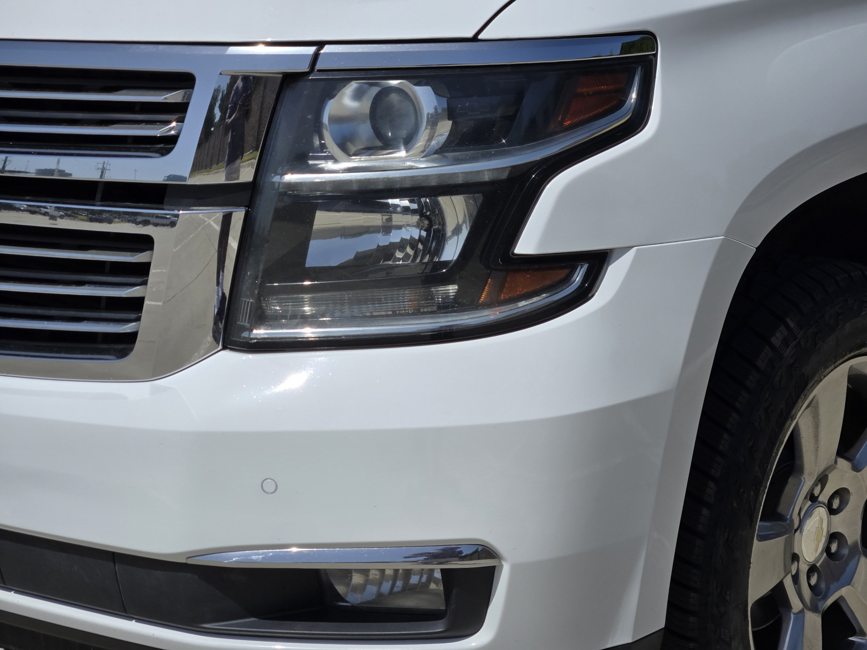 Used 2017 Chevrolet Suburban Premier RWD image 30