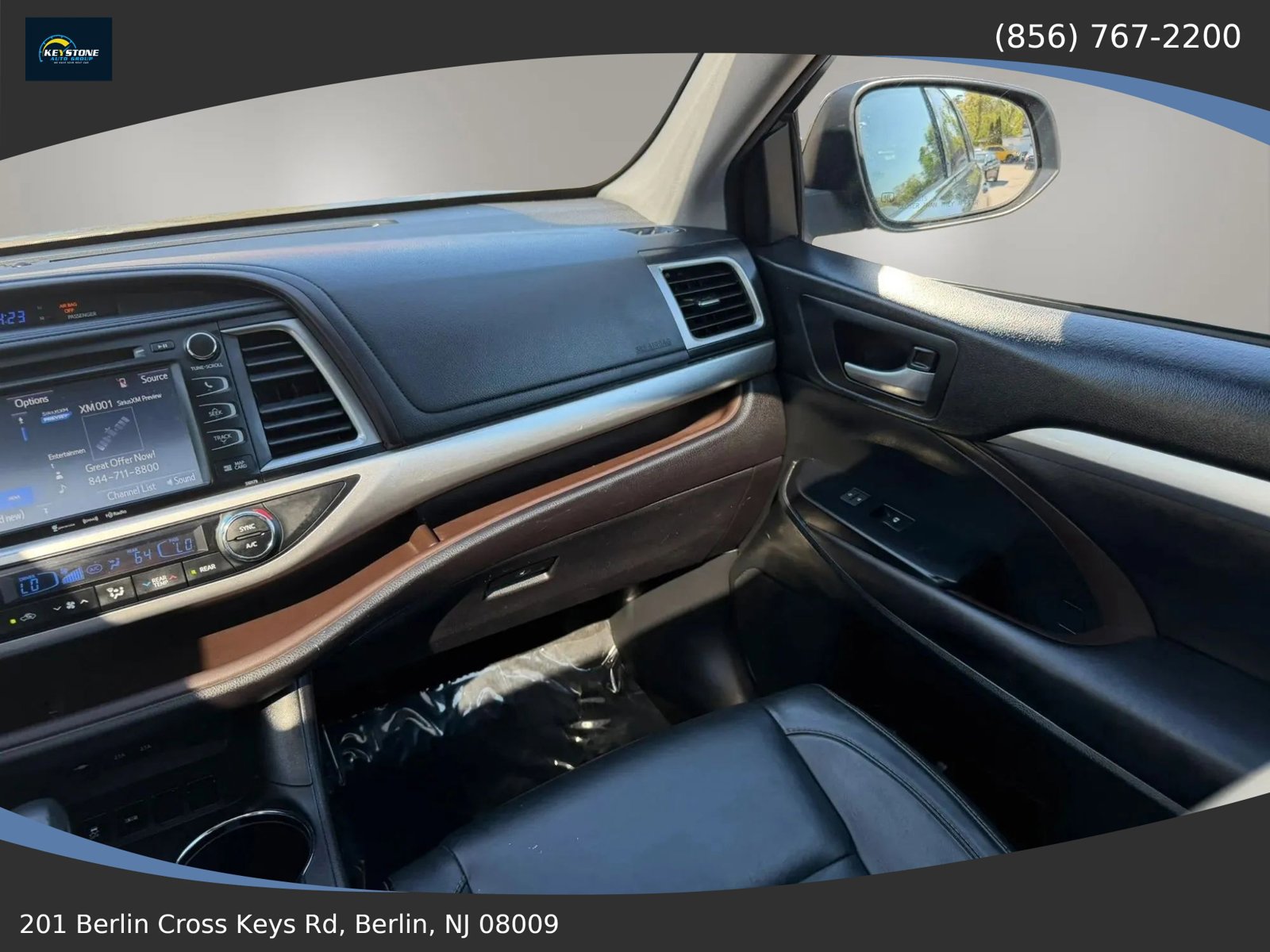 Used 2017 Toyota Highlander XLE FWD image 36