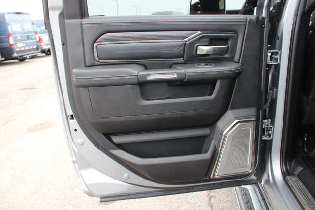 Used 2020 RAM 2500 Limited AWD/4WD image 23