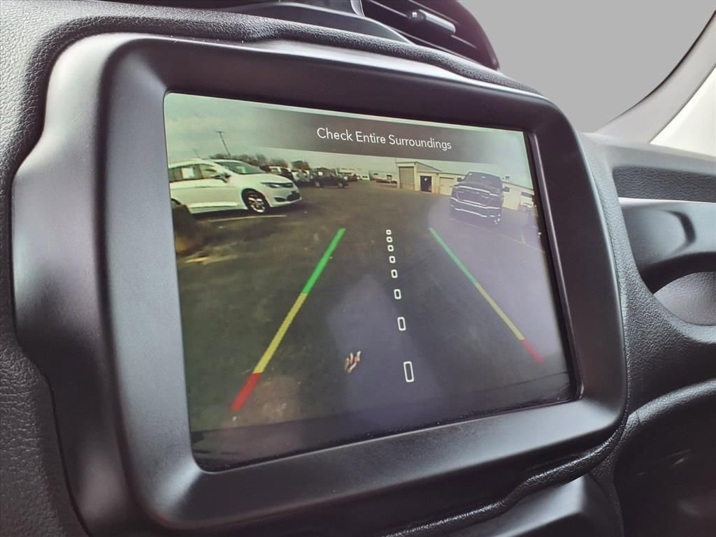 Used 2023 Jeep Renegade Latitude image 6